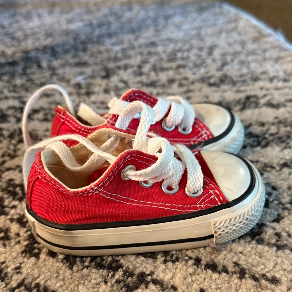 ❤️ Converse Baby Red and White Sneakers